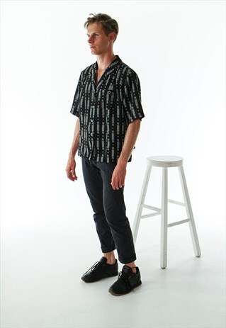 ABSTRAST MEN SHIRT / SHORT SLEEVE BUTTON UP