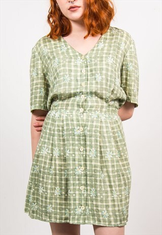 VINTAGE 90'S GREEN CHECKED DAISY PATTERN DRESS