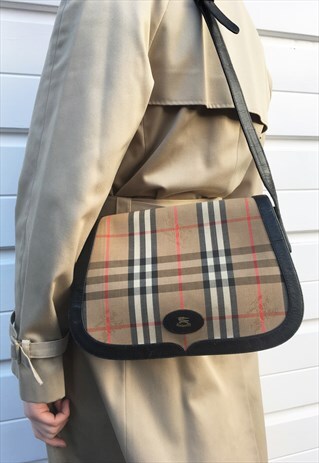 WOMENS VINTAGE 80S BURBERRY HANDBAG SADDLE BAG IN NOVA CHECK