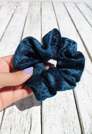 TEAL VELVET SCRUNCHIE