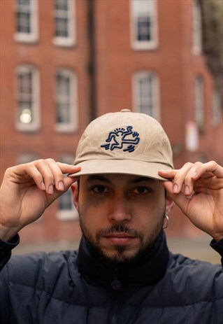 VINTAGE 90S KEITH HARING EMBROIDERED LOGO BASEBALL CAP BIEGE