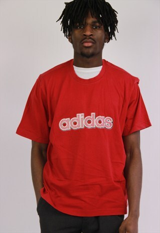 VINTAGE ADIDAS TSHIRT
