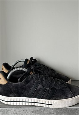 Adidas daily 3.0 ortholite trainers in black & gold size 8