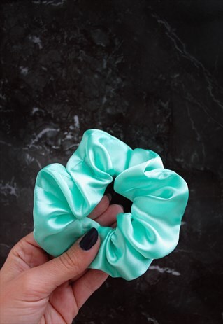 MINT GREEN SATIN HAIR BAND SCRUNCHIE
