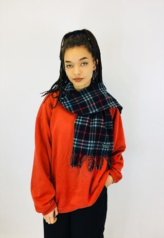 VINTAGE BURBERRY NOVA PRINT WOOL SCARF