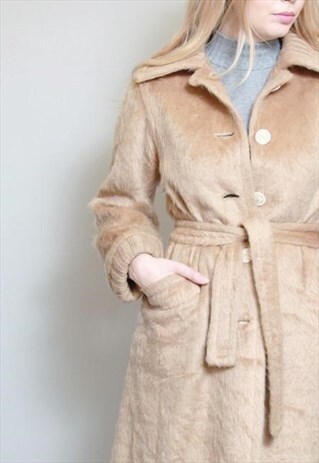 VINTAGE 1980'S OVERSIZED LIGHT BROWN FAUX FUR COAT
