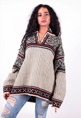 BAROQUE PATTERNED JUMPER AWK43