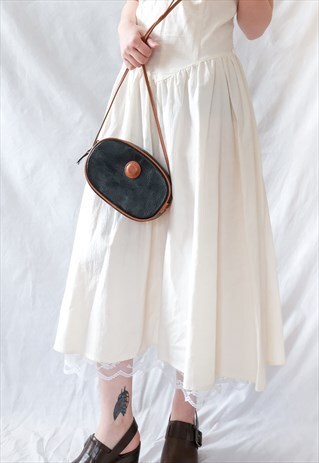 VINTAGE 90S ESPRIT OVAL CROSSBODY IN BLACK
