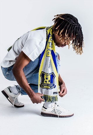 VINTAGE SOCCER SCARF