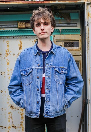 DENIM JACKET