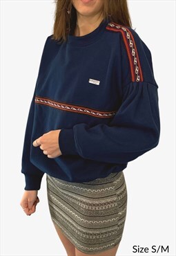 Blue oversized sweatshirt with Peruvian motifs