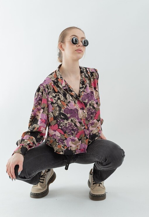garment image