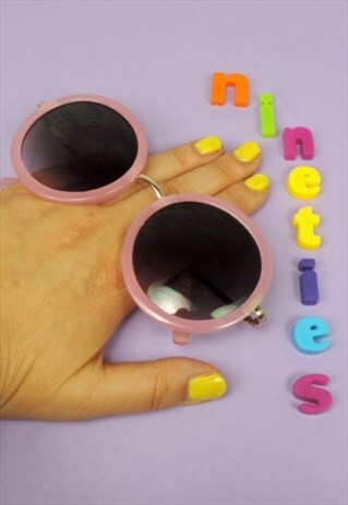 VINTAGE SUNGLASSES