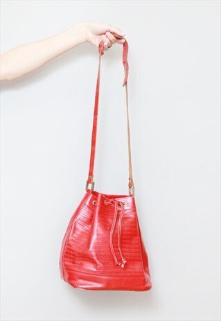 VINTAGE 1980'S RED MARIO VALENTINO LEATHER SHOULDER BAG