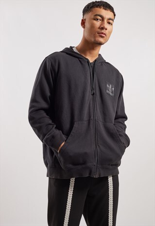 VINTAGE ADIDAS ZIP UP HOODIE