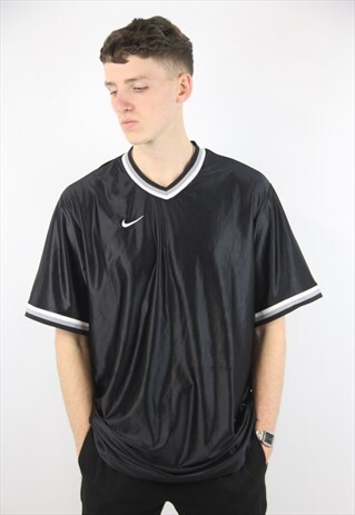 VINTAGE NIKE JERSEY T-SHIRT