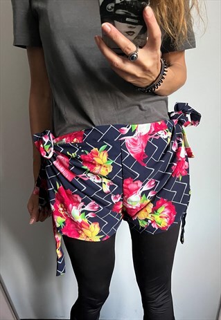 70s Floral Crimplene Mini Wrap Shorts XL