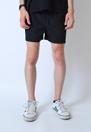 BLACK NIKE SPORTS SHORTS