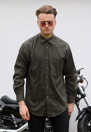 NAUTICA USA VINTAGE EMBLEM CREST SHIRT