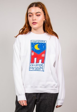 VINTAGE 90'S WHITE LOUISIANA MUSEUM PRINT SWEATSHIRT