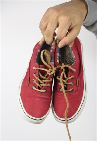 VINTAGE VANS CUTE RED TRAINERS