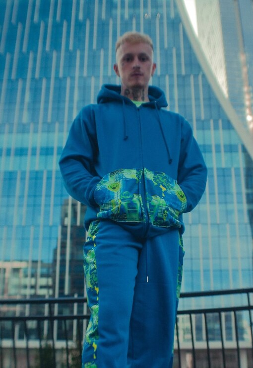 garment image