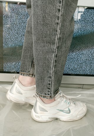 NIKE AIR VINTAGE LEATHER SNEAKERS