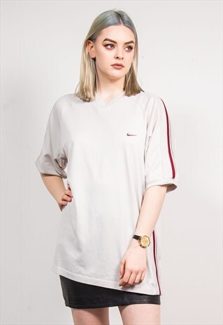 90'S VINTAGE OFF-WHITE NIKE SPORTS T-SHIRT