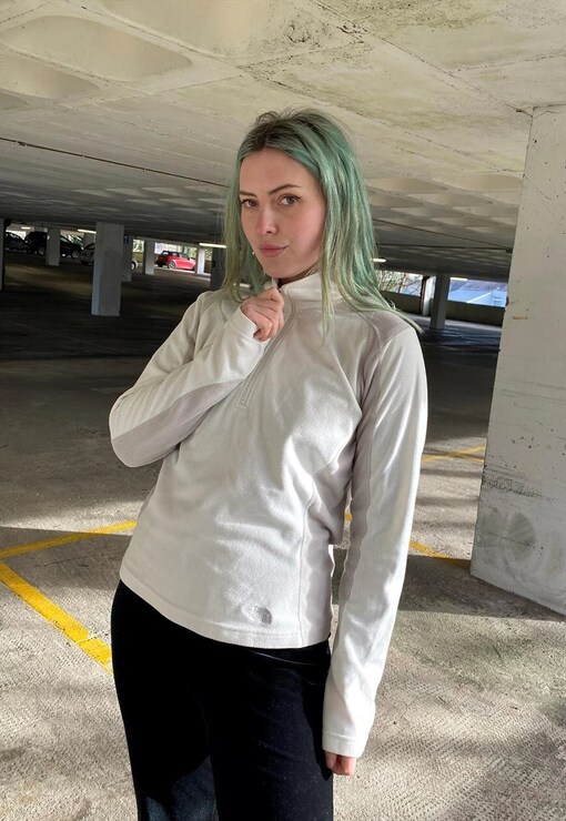garment image