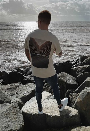 GRAPHIC T-SHIRT IN SAND WITH BACK PRINT