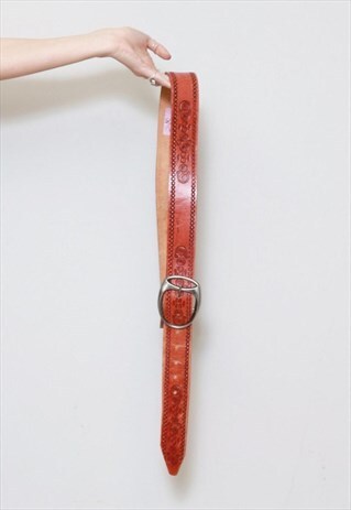 VINTAGE 1970'S BROWN EMBOSSED LEATHER BELT