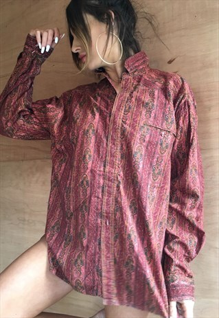 OVERSIZED RETRO 90S 80S VINTAGE UNISEX FESTIVAL SHIRT.