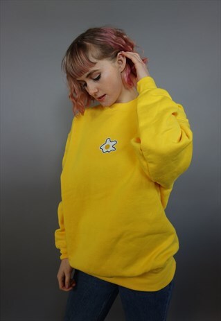 YELLOW FRIED EGG PATCH SWEATSHIRT