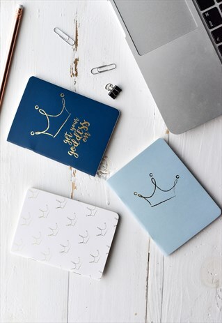 MINI SET OF 3 NOTEBOOKS IN NAVY AND WHITE WITH CROWN DESIGN
