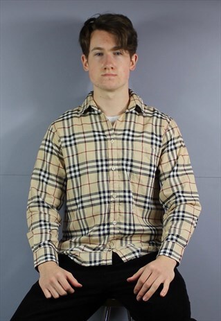 VINTAGE BURBERRY NOVA CHECK SHIRT IN BEIGE WITH POCKET. SIZE