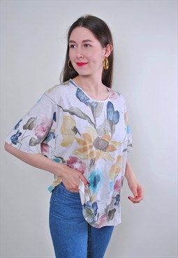 Vintage women beige floral print tshirt 