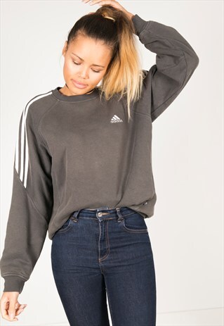 VINTAGE 90S ADIDAS SWEATSHIRT/ R0548