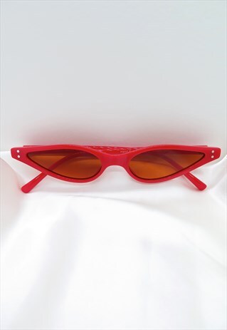 RED SLIM THIN CAT EYE 90S SUNGLASSES UV400