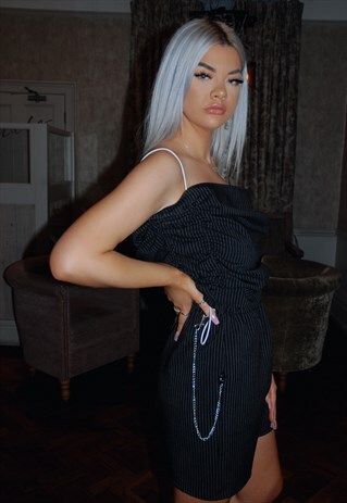 UNISEX PINSTRIPE SHORTS WITH CHAIN DETAIL
