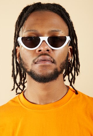 VINTAGE HALF FRAME CAT EYE SUNGLASSES