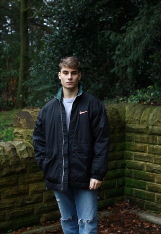 VINTAGE QUILTED BLACK NIKE COAT
