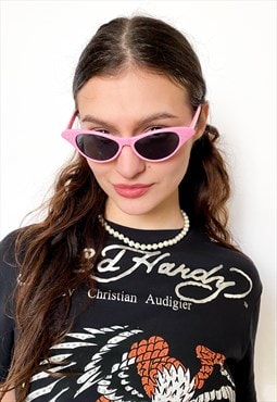 Vintage Y2K iconic bedazzled cateye sunglasses in pink
