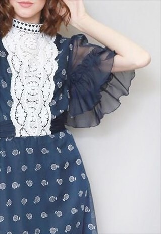 VINTAGE 1970'S BLUE FLORAL RUFFLED LACE INSERT MIDI DRESS