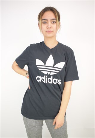 VINTAGE 90'S ADIDAS T-SHIRT