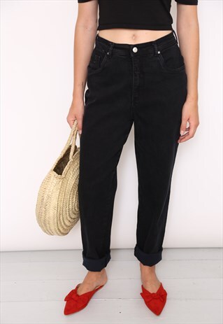 VINTAGE BLACK HIGH WAISTED MOM JEANS
