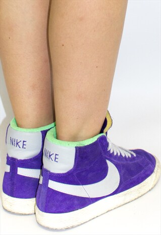 RETRO NIKE SUEDE PURPLE BLAZER HI - TOP TRAINERS UK7