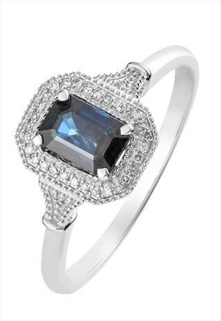 BLUE SAPPHIRE & WHITE DIAMOND RING