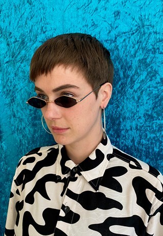 90'S STYLE SMALL DIAMOND SUNGLASSES - CLASSIC BLACK