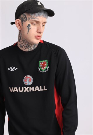 VINTAGE UMBRO SPORT SWEATSHIRT