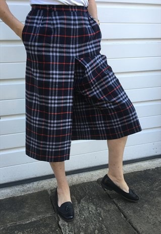 WOMENS VINTAGE BURBERRY NOVA CHECK WOOL TROUSERS CULOTTES